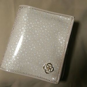 Kendra Scott Jewelry Case