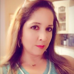 Meet your Posher, Sandra