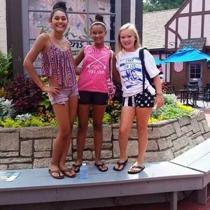 Meet your Posher, Sierra