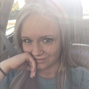 Meet your Posher, Jana