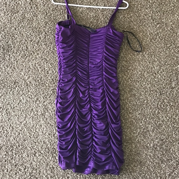 Dress - Picture 2 of 2