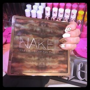 Urban Decay - Naked On The Run Palette