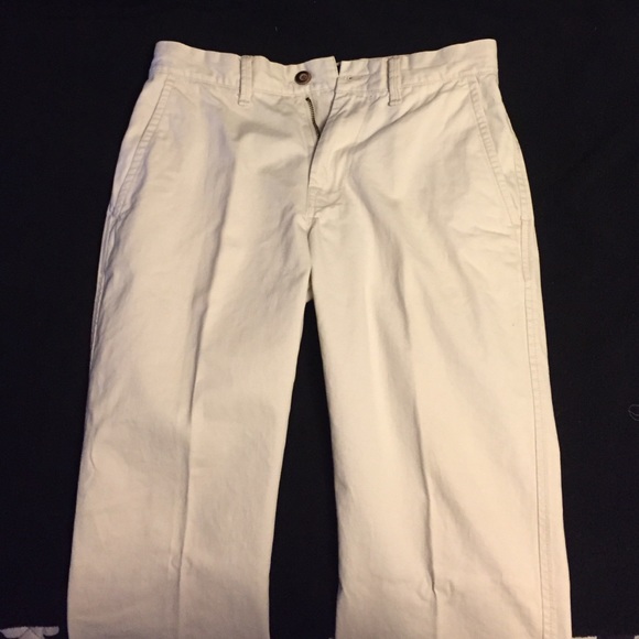 American Eagle khaki pants 29x32