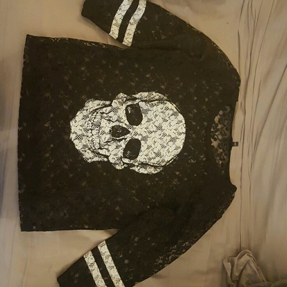 patterned skull jersey