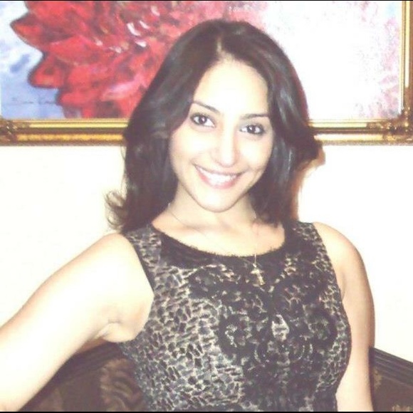 Meet your Posher, Tina - Picture 2 of 8