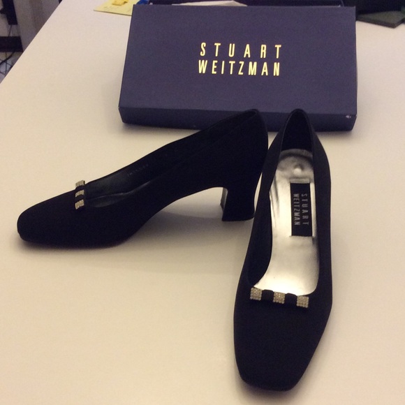 NIB Stuart Weitzman Juliet Black Peau dress heels - Picture 2 of 4