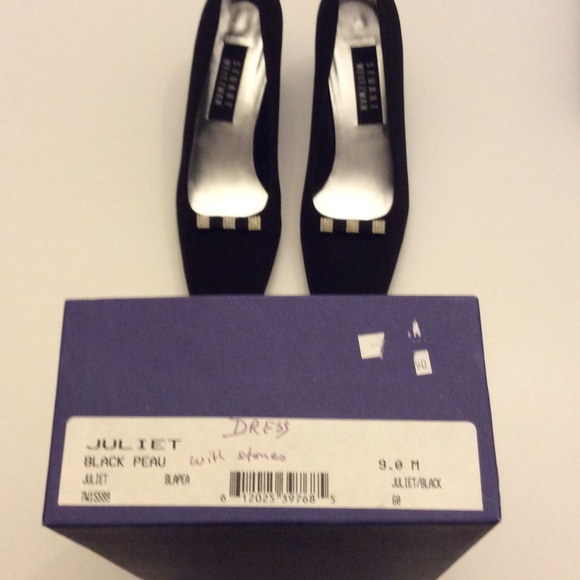 NIB Stuart Weitzman Juliet Black Peau dress heels - Picture 4 of 4