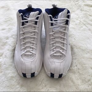 NIB Reebok basketball shoes