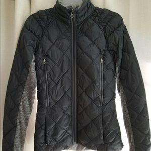 Lululemon Run Turn Around Jacket Reversible  Black