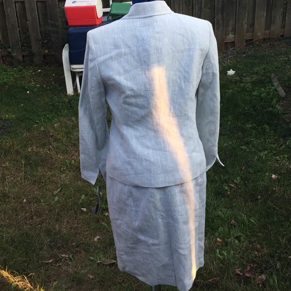 Le Suit Pettit  2 pices suit - Picture 2 of 4