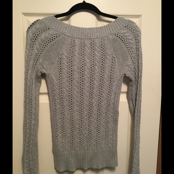 Old Navy Sweater - Picture 2 of 2