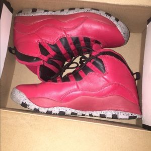 Sneakers which do not fit.