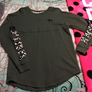 VS pink varsity crew