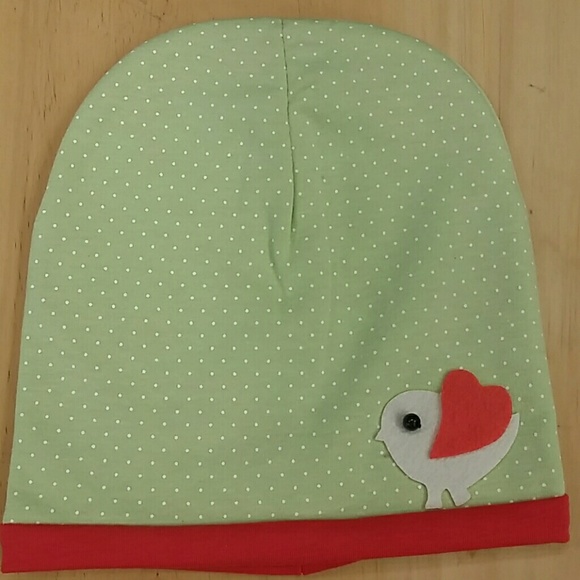 🎉SALE🎉Cute beanies - Picture 3 of 3