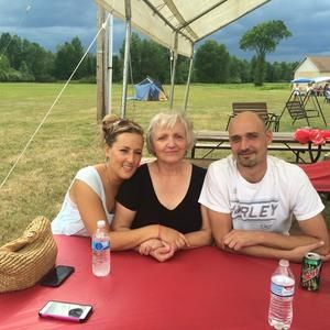 Meet your Posher, Suzanne