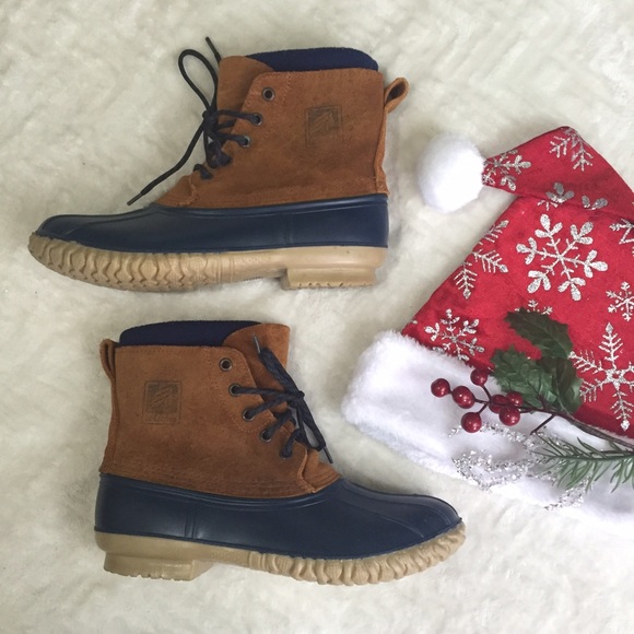 lacrosse slip on duck boots