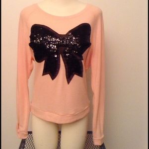 Peach long sleeve blouse with black Sequin bow🎀