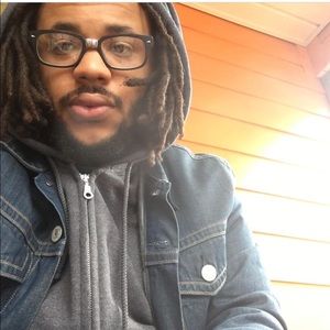 Meet your Posher, Bennie