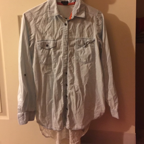 Hi-Lo button up
