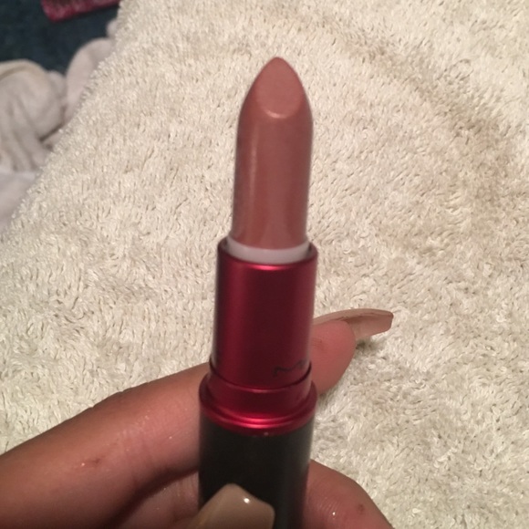 Mac Viva Glam V lipstick