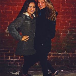 Meet your Posher, Carlee