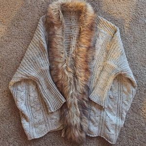 Cable Knit Sweater with Fur Collar