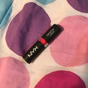 Matte Lipstick in street cred