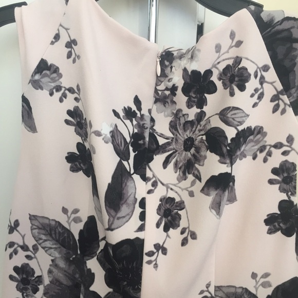 Adrianna Papell Scallop Floral Dress - Picture 2 of 6