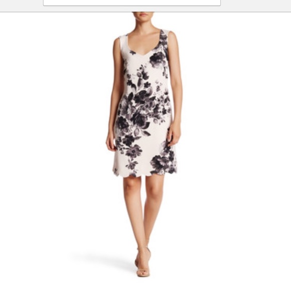 Adrianna Papell Scallop Floral Dress - Picture 6 of 6