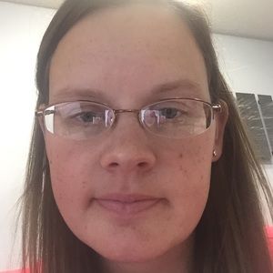 Meet your Posher, Angie