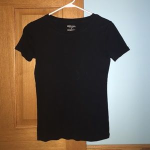 Black t-shirt