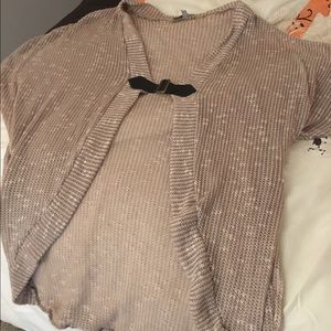 Lightweight sweater
