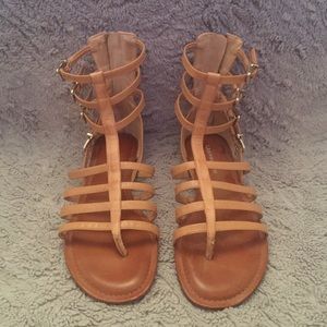 STRAPPY TAN SANDALS