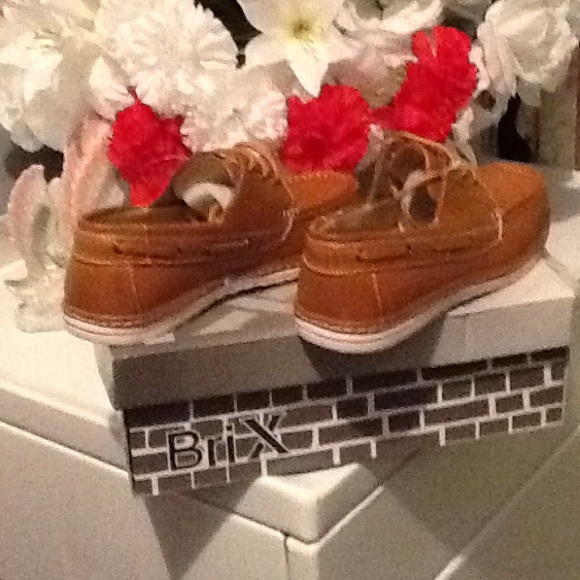 VERY ADORABLE BriX Men Shoe BRAND NWOT