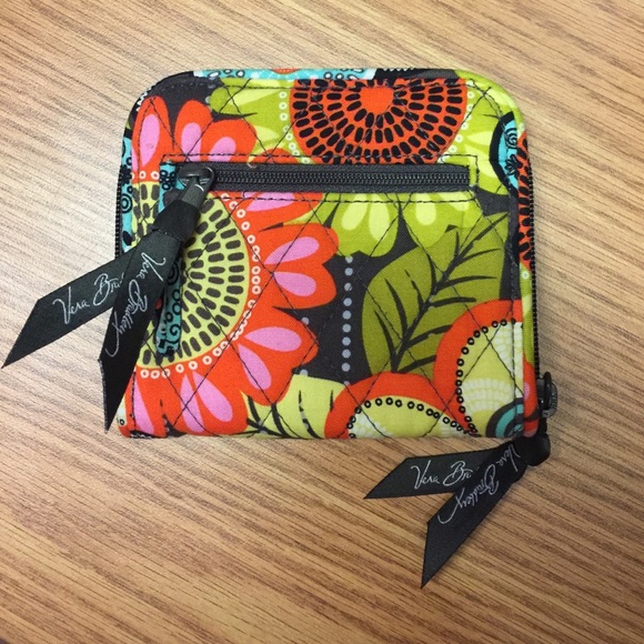 Vera Bradley Wallet pattern Floral Flower Shower