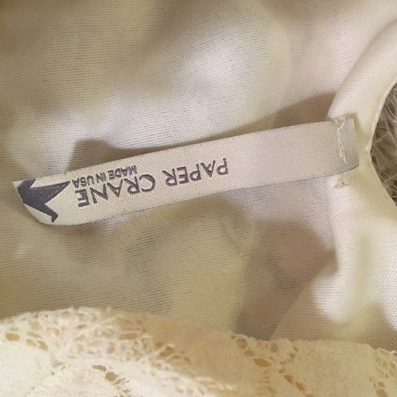 Lace peplum top 💕 - Picture 3 of 3