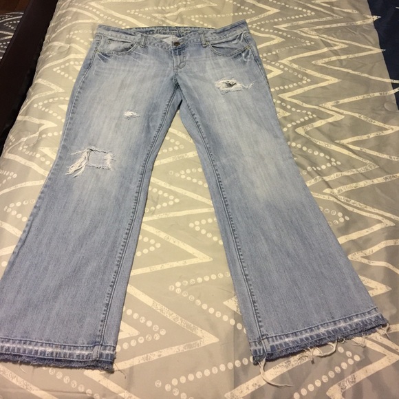 American eagle favorite boyfriend jeans