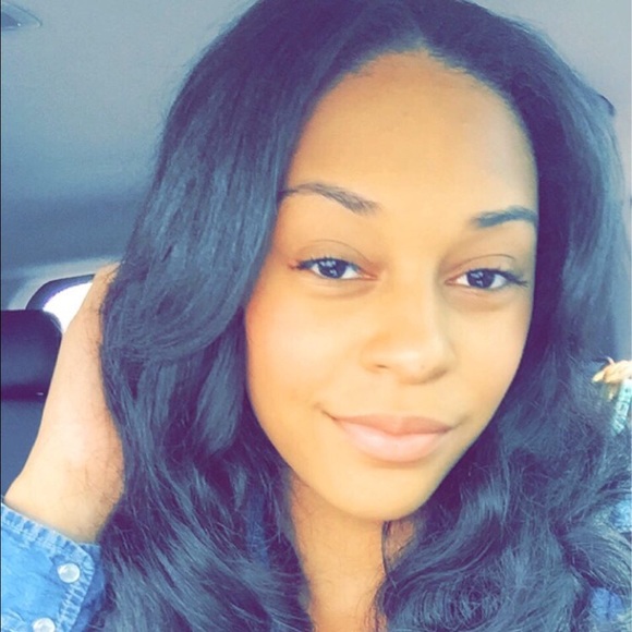 Meet your Posher, Tory