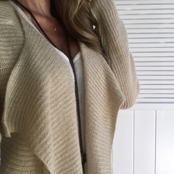 ◼️SALE/LAST• Natural Long Pocket Knit Cardigan - Picture 2 of 4