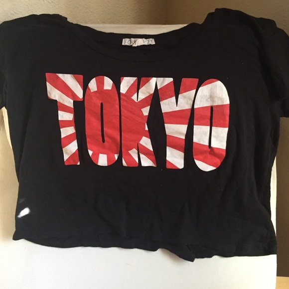 Crop top