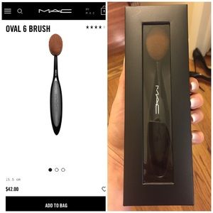 Mac oval 6 brush