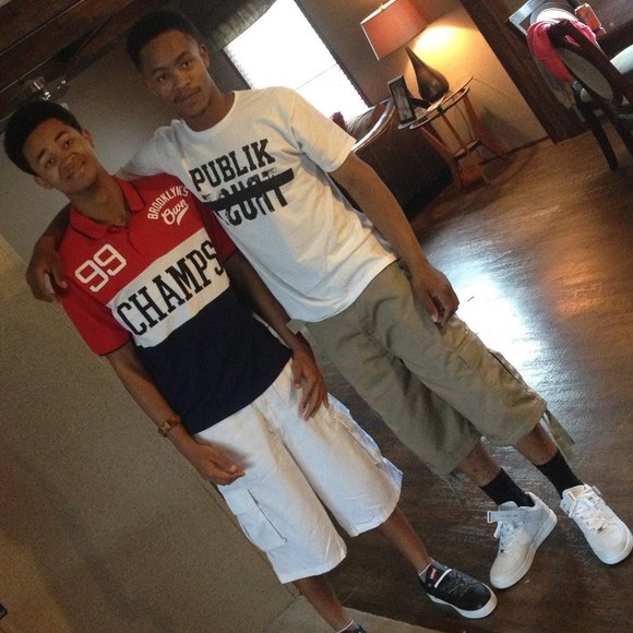 Meet your Posher, Kris - Picture 1 of 1