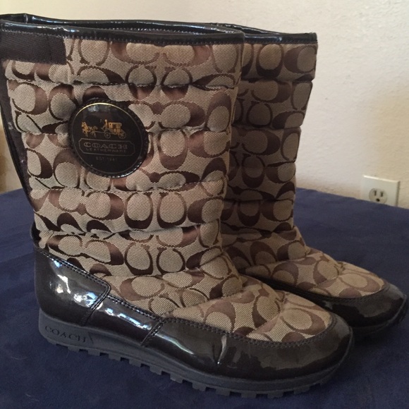 Coach boots