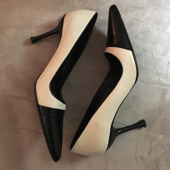 Black and cream pumps Clearance