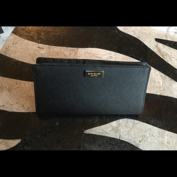 ⚡️SALE⚡️KATE SPADE Cedar Street STACY Wallet! NWT