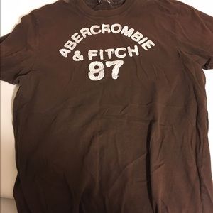 Tee shirt brown a&f medium