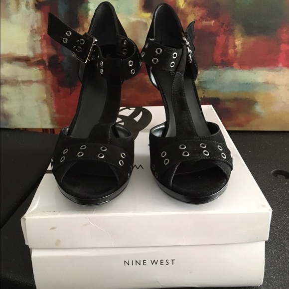 Nine West Suede Shoe