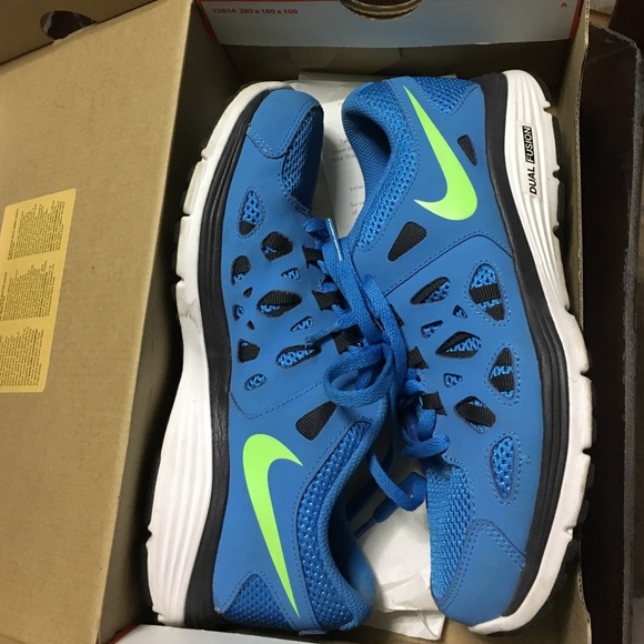 Nike- Dual Fusion