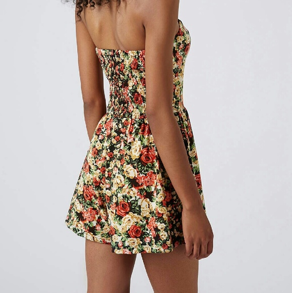 🌹🌼 🌻 🌸 Topshop Floral Playsuit 🌹🌼 🌻 🌸 - Picture 2 of 4