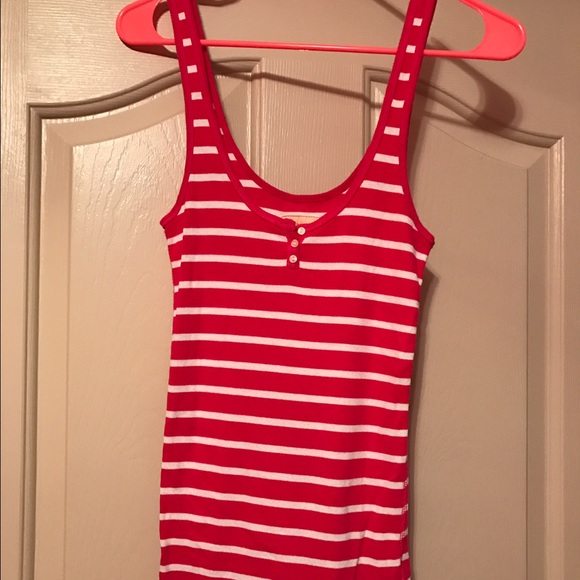 Cute hollister tank top